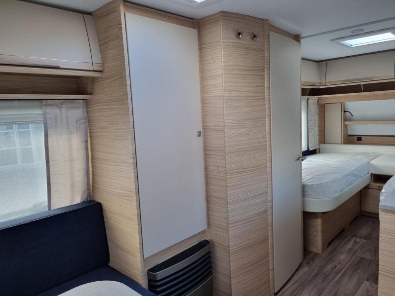 Fendt Bianco Selection 465 TG Enkele bedden - 1800 kg  foto: 13