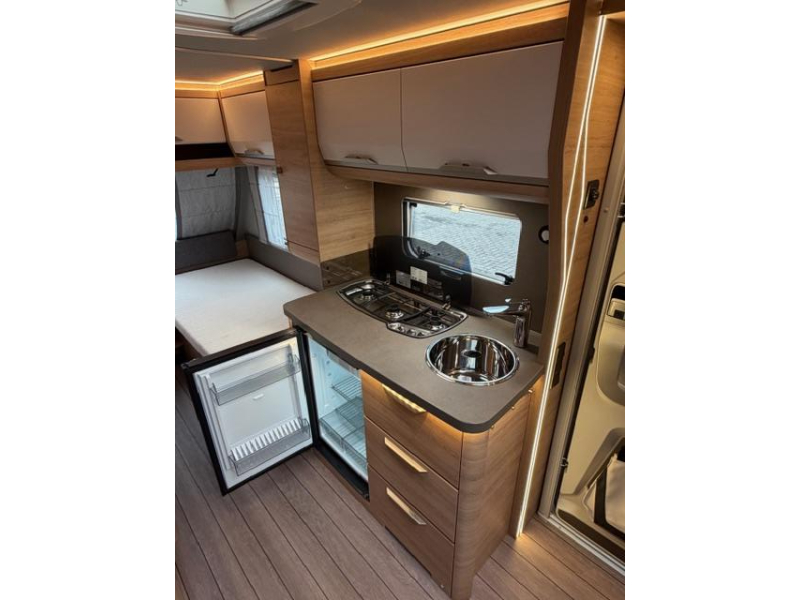 Knaus Sudwind 60 Years 460 EU Incl. Mover y Toldo foto: 14