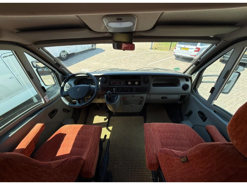 Hymer Tramp 655 GT FaceToFace indeling  foto: 13