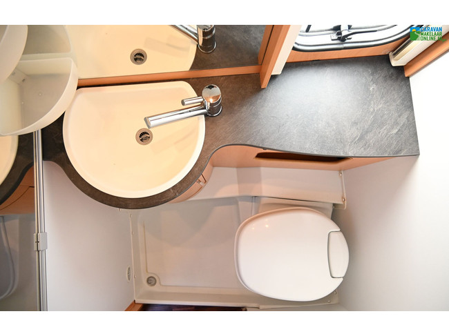 Eriba Living Pulse 440 Foto: 20