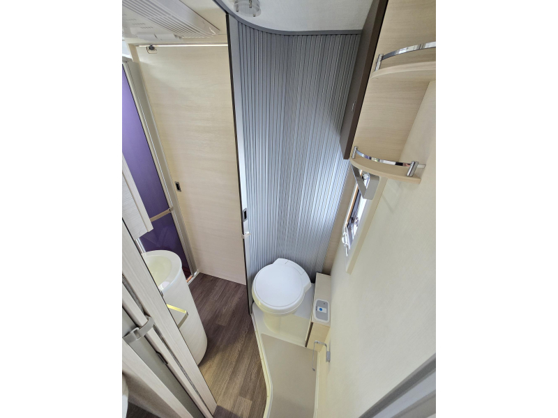 Chausson Limited Edition 728 EB Queensbed AUTOMAAT Hefbed  foto: 17
