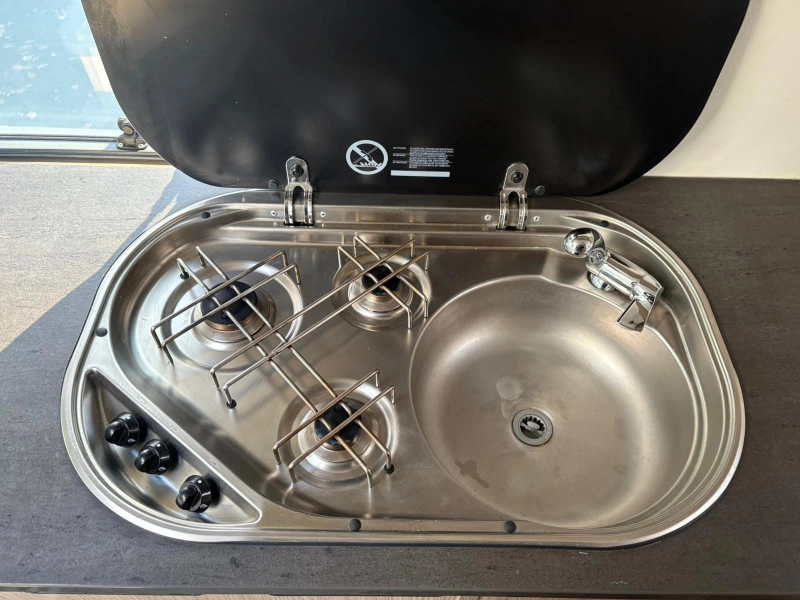 Roadcar R 600 Aire acondicionado, CruiseCtr, Toldo foto: 13