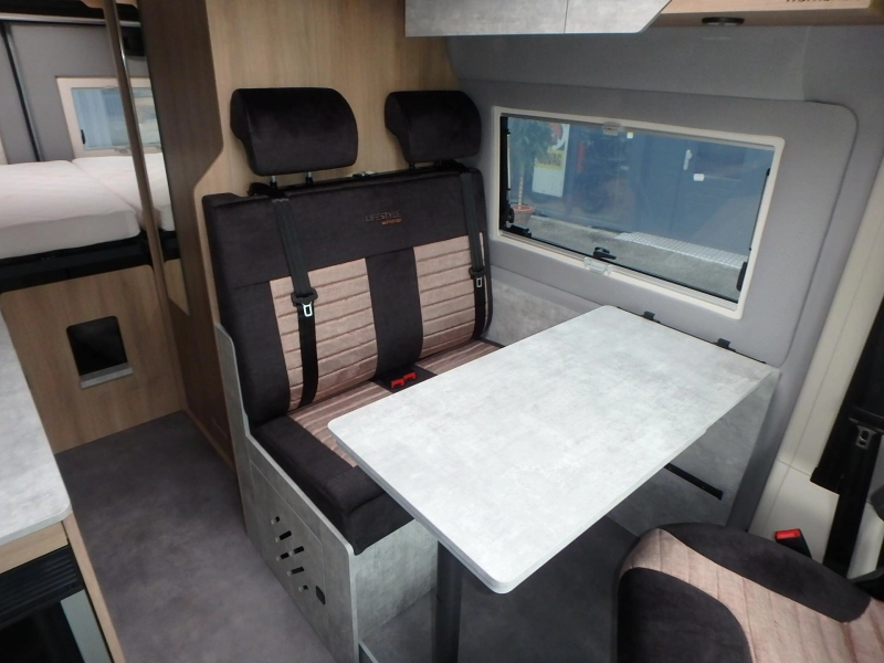 Robeta Womondo Lifestyle 600 foto: 16