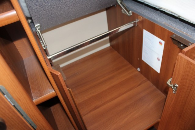 Carthago Chic E Line I 50 Yachting Fiat ocasi&oacute;n 05-2017 transmisi&oacute;n autom&aacute;tica Sistema de nivel (120 foto: 64