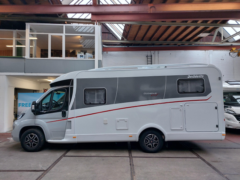 Dethleffs Globebus T 6 GT Autom&aacute;tico/camas individuales/Tv foto: 15