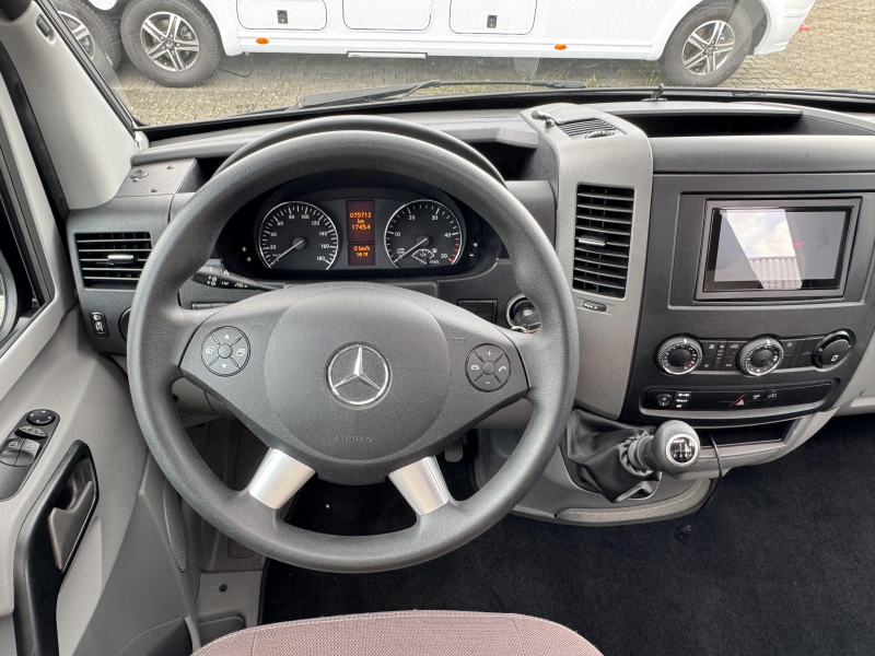 Hymer ML-T 580 - lits jumeaux photo: 19