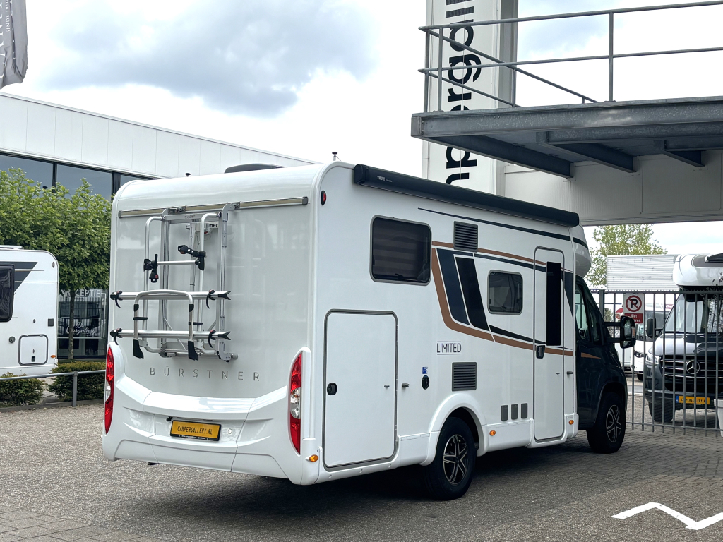 B&uuml;rstner Lyseo Limited 690 G 9-TR AUT SINGLE BEDS + PULL-DOWN BED photo: 20