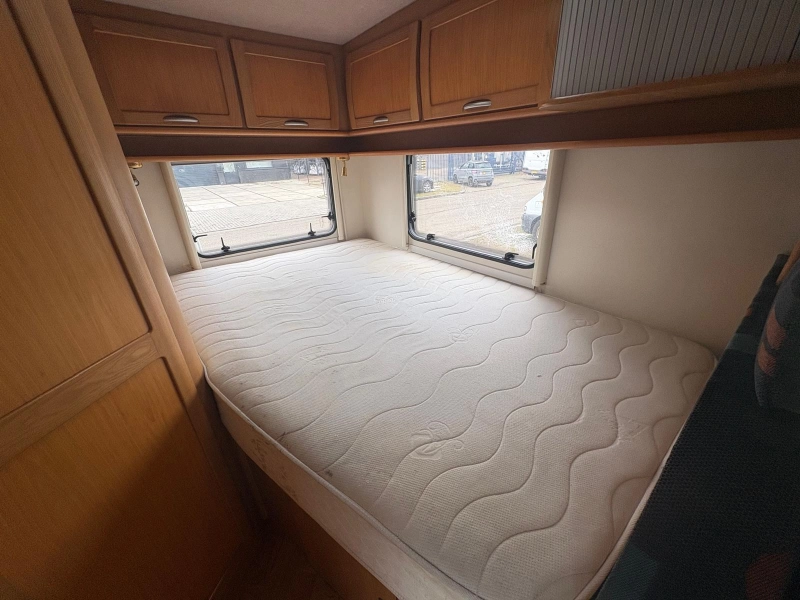 McLouis Glen 262 FaceToFace, Cama fija, Aire acondicionado foto: 14