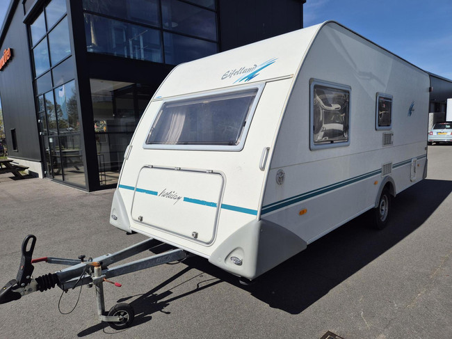 Eifelland 550TKM Stapelbed + treinzit + voortent. 5 pers. foto: 3