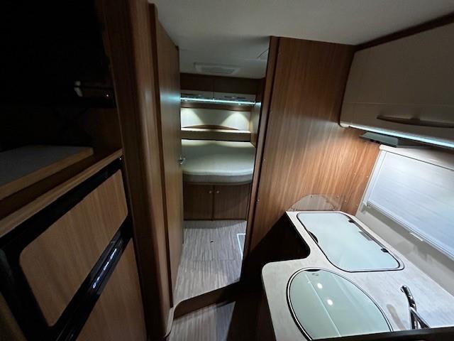 CAPRON T 339 /Queensbett/Navi/R&uuml;ckfahrkamera/Fahrradtr&auml;ger Foto: 23