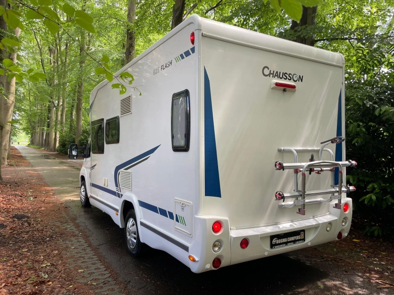 Chausson Flash 625 Cama abatible 52000 km 2015 foto: 4