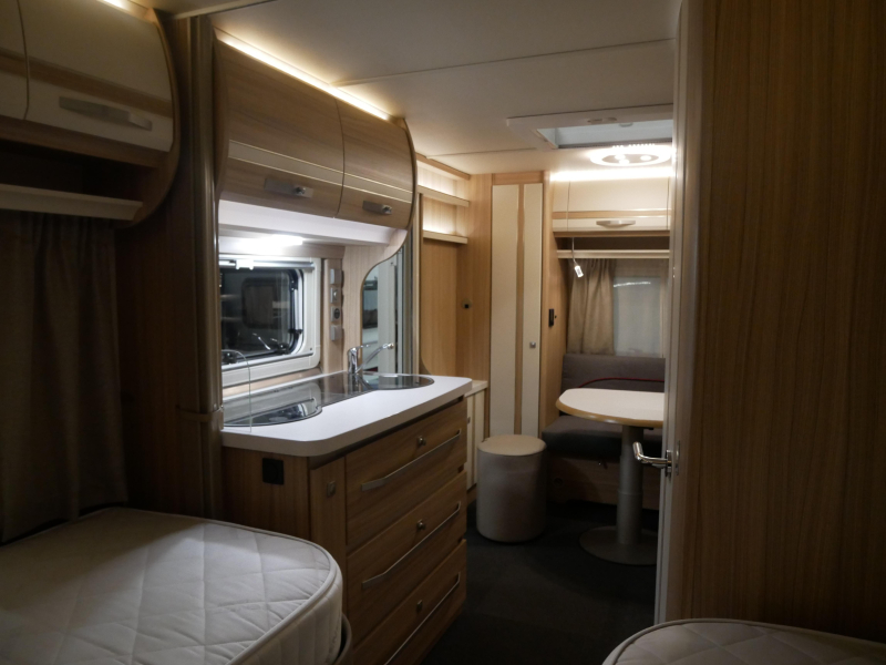 Fendt Bianco Activ 465 SGE Mover, Luifel, Fietsenrek  foto: 15