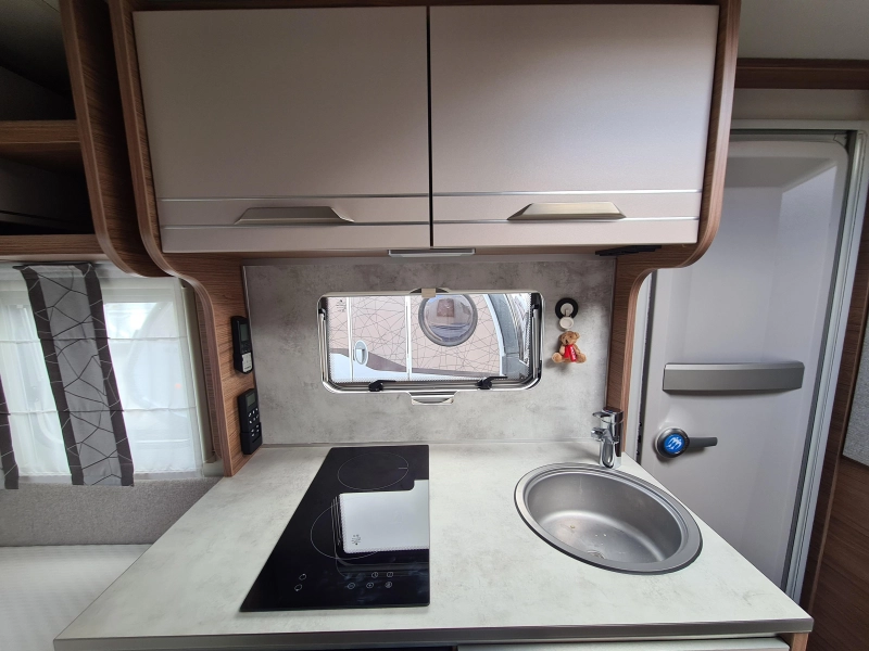 Knaus Sport E-Power Selection 400 QD Mover photo: 9