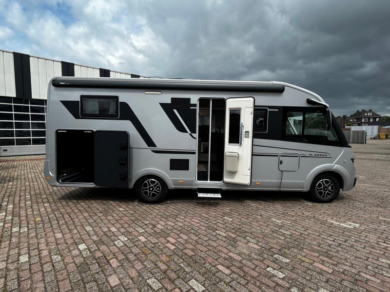 Adria Sonic Supreme 700 DL Dakairco, Nespresso  foto: 1