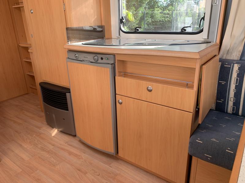 Beyerland Sprinter 495 FDK Mover/Unico luifel  foto: 6