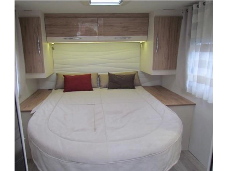 Pilote G 650 C Queensbed, Hefbed  foto: 2