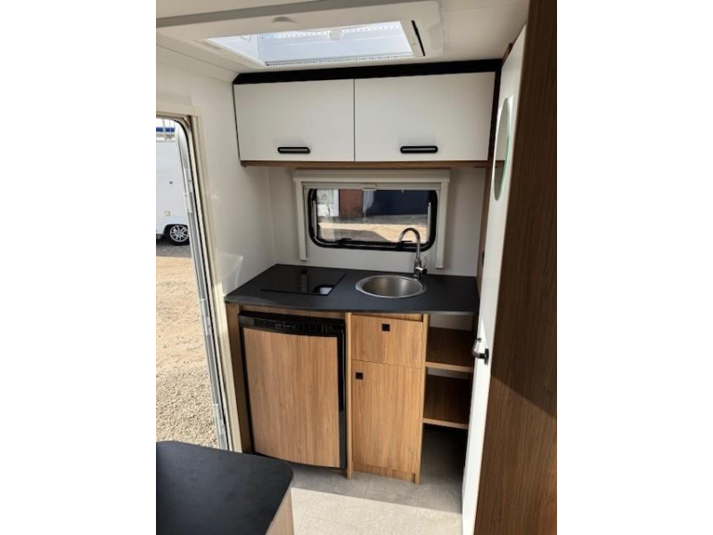 Caravelair Alba 325 Anniversary Line INCL. MOVER GRATIS foto: 13