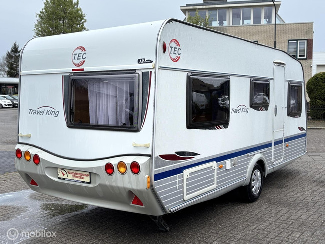 TEC 530 TDF voortent rondzit vastbed L keuken foto: 3