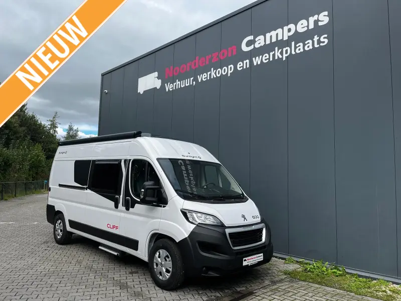 Sunlight Adventure Edition T 69 L met Queens en hefbed Fiat 140 pk collectie 2021 Hymer ( 72 