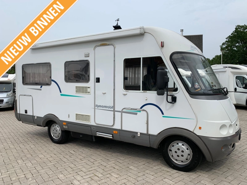 Hymer B 674 Vastbed Hefbed
