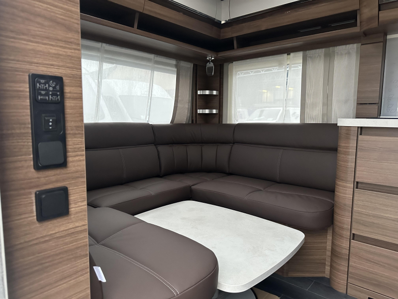 Tabbert Puccini 550 E 2.3 / enkele bedden  foto: 5