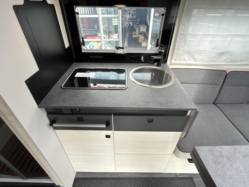 Chausson Titanium Ultimate 777 Nivelliersystem | Vollgepackt Foto: 12