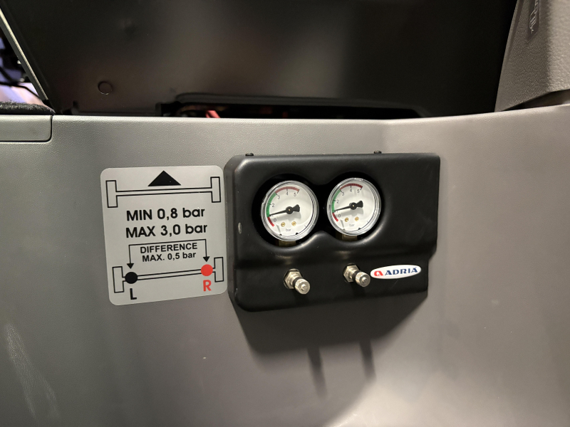 Adria Compact Max SL LED / Automatik / Navi Foto: 22