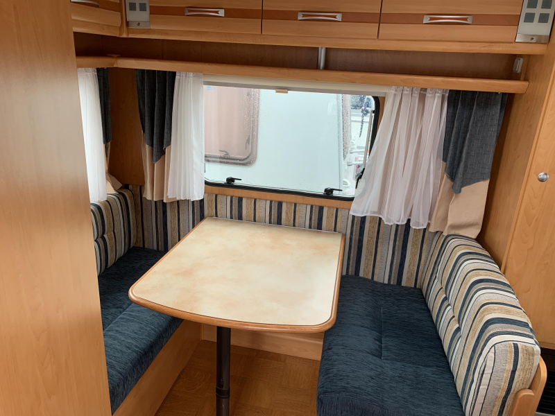 Caravelair Ambiance Style 390 Voortent/Fietsendrager  foto: 8