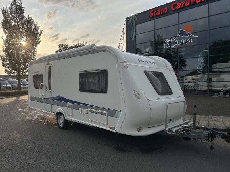 Hobby Excellent 560 UL Einzelbetten und Mover Foto: 1