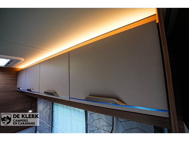 Knaus SPORT 500 KD gas Christmas Special foto: 19