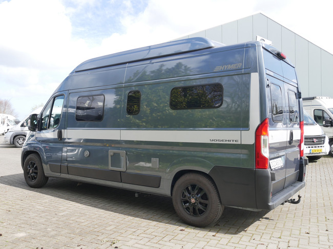 Hymer Yosemite 6 metros, camas longitudinales, techo elevable, 4 personas foto: 22