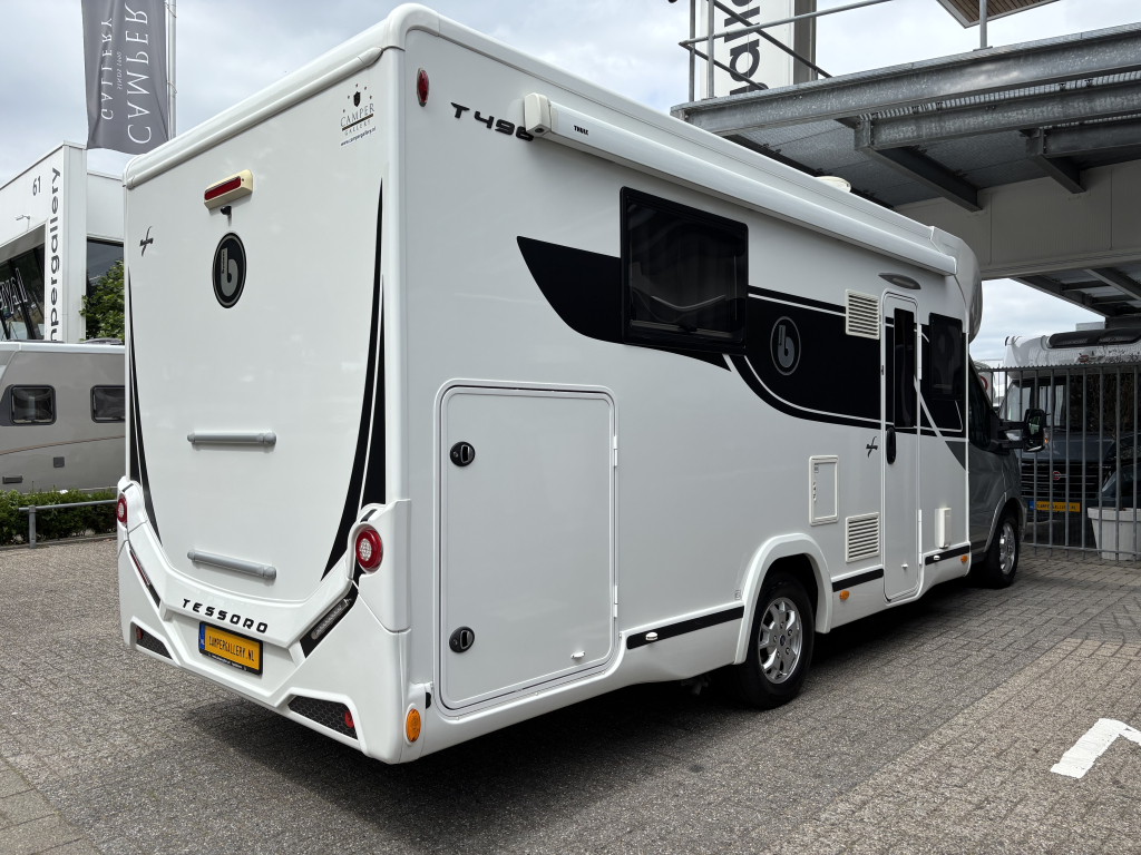 Benimar Tessoro T 496 AUTOM&Aacute;TICO CAMA QUEEN+CAMA ABATIBLE AIRE ACONDICIONADO DE TECHO foto: 22