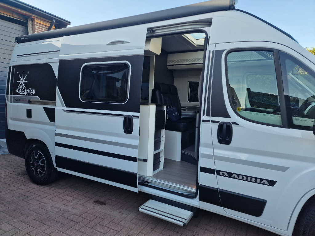 Adria 600 SPB Supreme Foto: 2