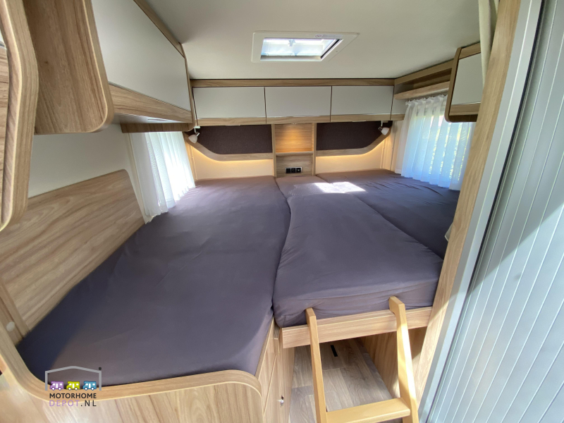Hymer Exsis-T 374 Crossover 2022 Nieuwstaat  foto: 19