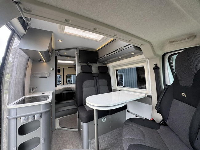 Adria Twin 640 SLX Enkele bedden 6.40m foto: 11