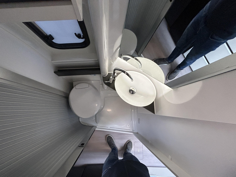 Adria Twin Supreme 600 SPB Tow bar, awning, camera photo: 22
