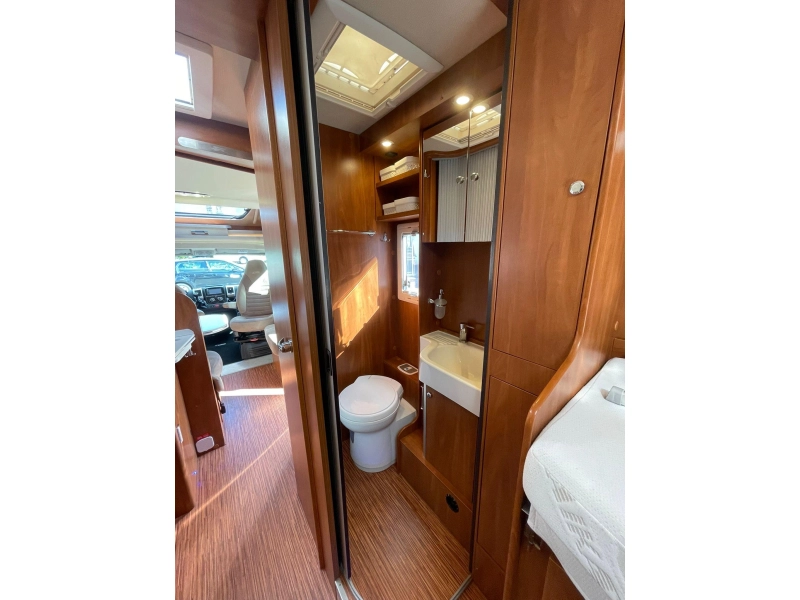 Laika Ecovip 409 Enkele Bedden Hefbed 2018  foto: 20