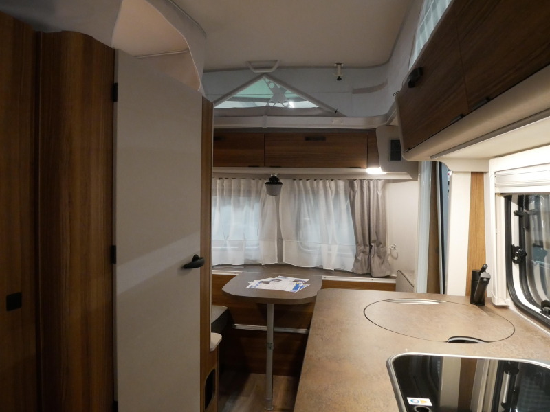Eriba Touring 530 Mover y toldo gratis foto: 13