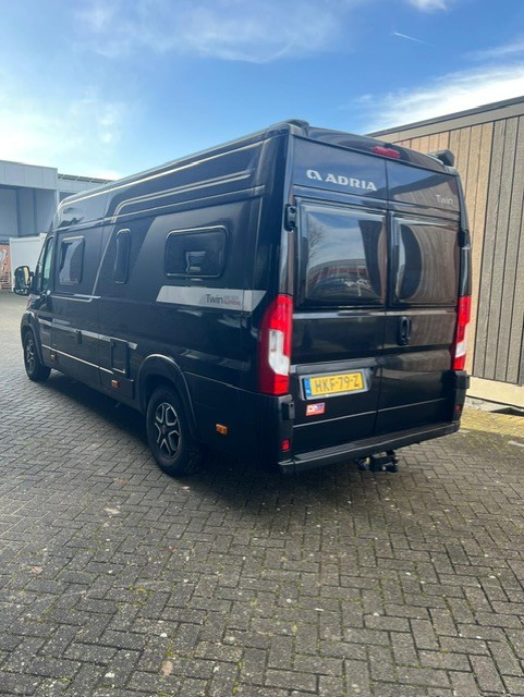 ADRIA TWIN 640SGX foto: 20