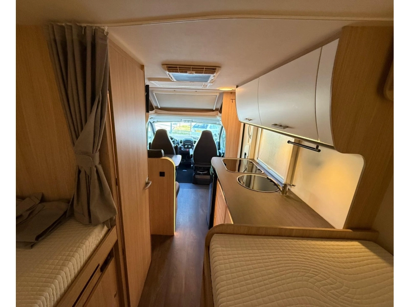 Sunlight T 66 NL Camper automatic 150HP photo: 8