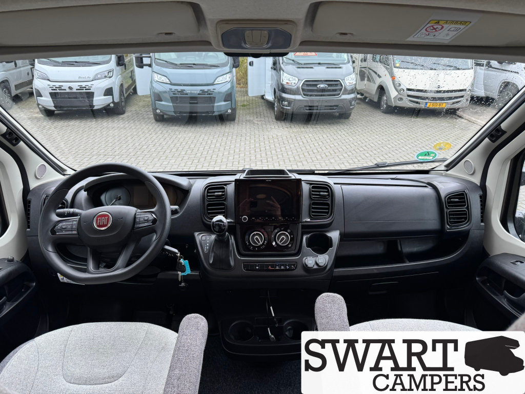 Knaus Boxlife 630 ME Lengtebedden 180 pk automaat foto: 8