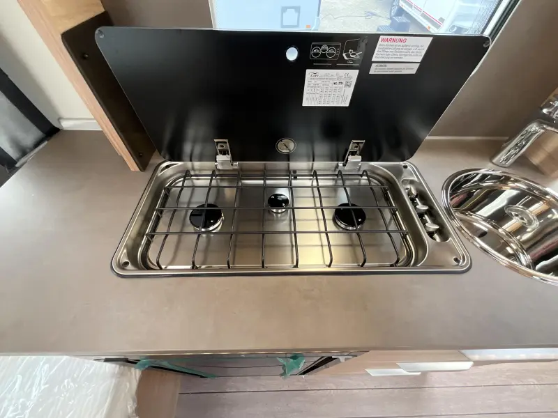 Knaus Sudwind Black Selection 500 EU ENKELE BEDDEN-VLOERVERW  foto: 9