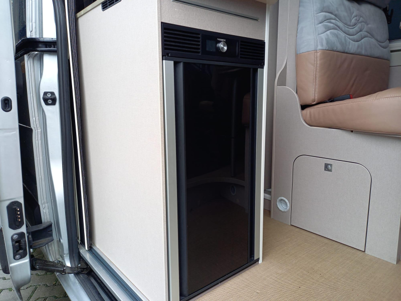Bürstner Delfin C 621 - Lengte bed- Trekhaak  foto: 11
