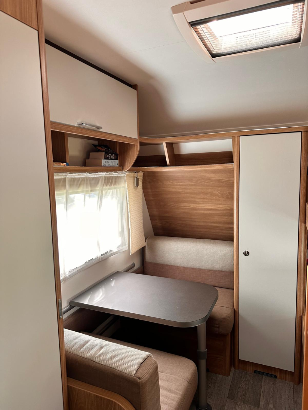 B&uuml;rstner Premio Plus 510 TK - Sehr luxuri&ouml;s Foto: 11
