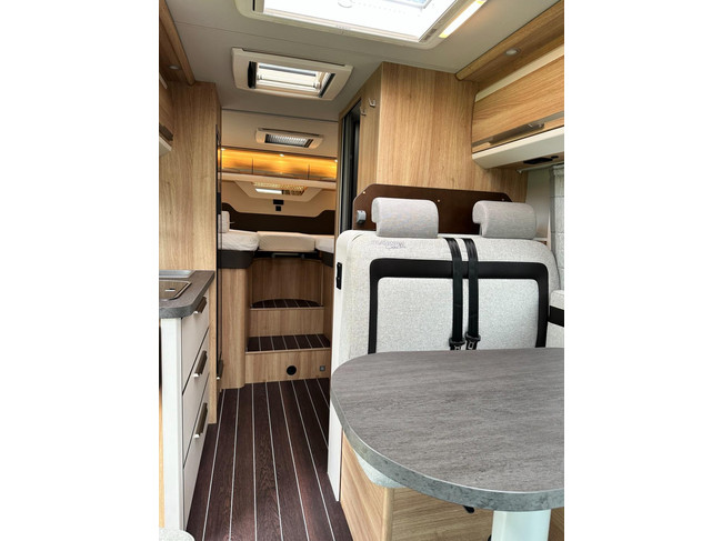 Knaus Sky Ti 650 MEG PLATINUM SELECTION FIAT 140 PS 2022 Foto: 6
