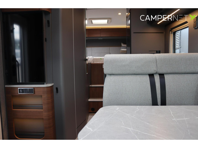 Hymer BMC-T 600 170pk Automaat | Lithium | Dieselverwarming | Lengtebedden | Uitrustingslijn Premium | Omvormer | SLC Chassis | Stoelv foto: 9