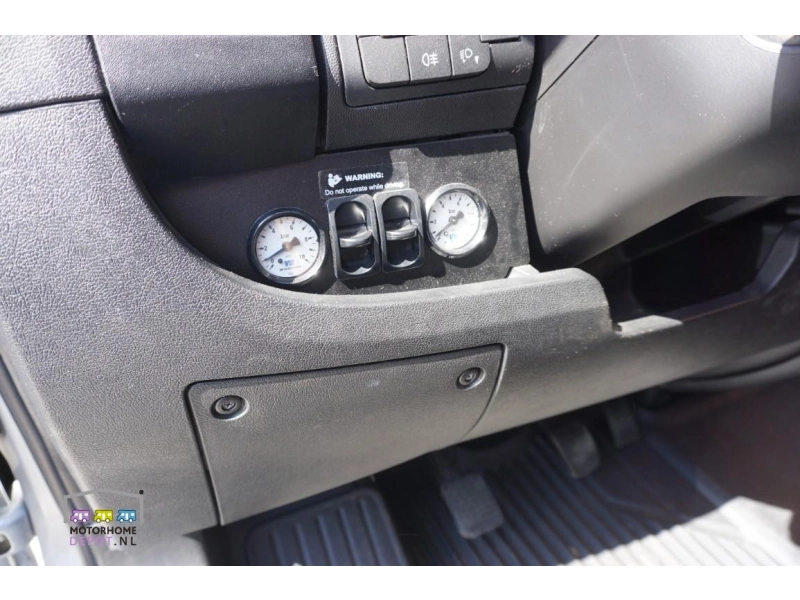 Peugeot Boxer 600 5 persoons  foto: 14