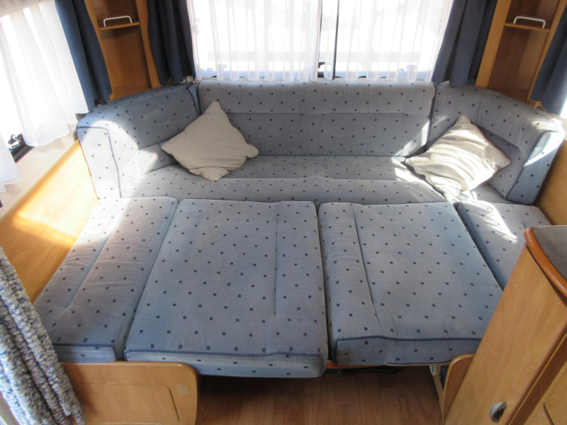 Eriba Nova 532 WITH AIR CONDITIONING AND MOVER photo: 9