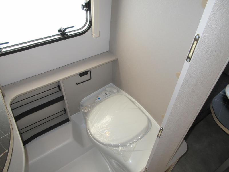 Eriba Touring 530 !! NIEUW BIJ CAMPOLIFE !!  foto: 11