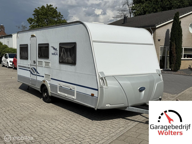 Wilk 490 S3 Enkele bedden voortent rondzit